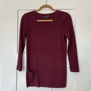 Banana Republic sweater burgundy
